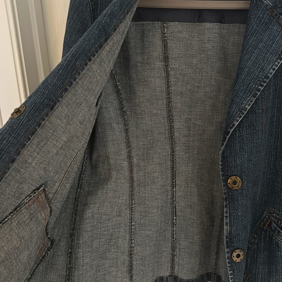 Nordstrom women’s Denim Blazer - Picture 5 of 5